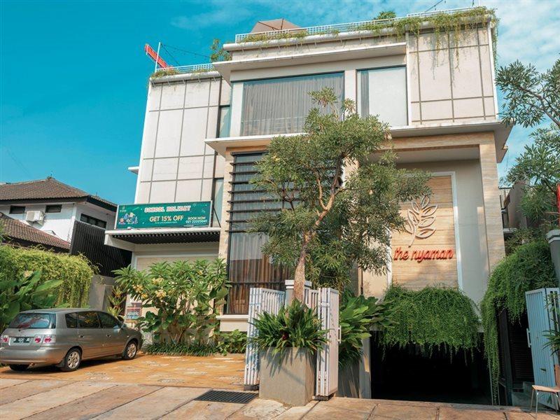 The Nyaman Motel Jakarta Exterior photo